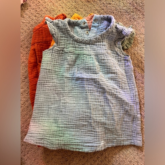 5 Organic Cotton dresses by Apple Park - Picture 2 of 2